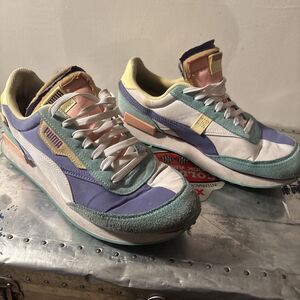 Pastel Colored Women’s Puma Shoes Size 10